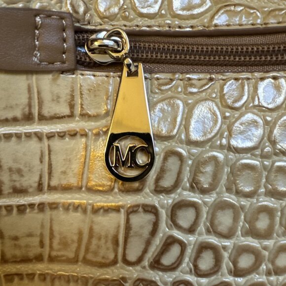 👜 MC Elegance Leather Shoulder Bag | Spacious & Stylish Work Tote - Picture 12 of 15